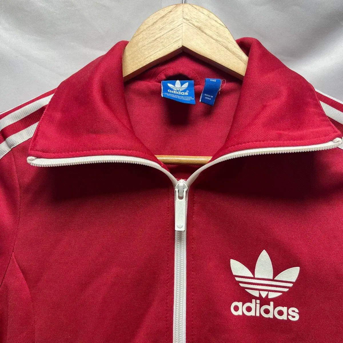韓国 adidas アディダス ヨーロッパ TT レディース ジャージ S 90 楽天市場】アディダス トラックトップ ジャージ（サイズ（S/M/L