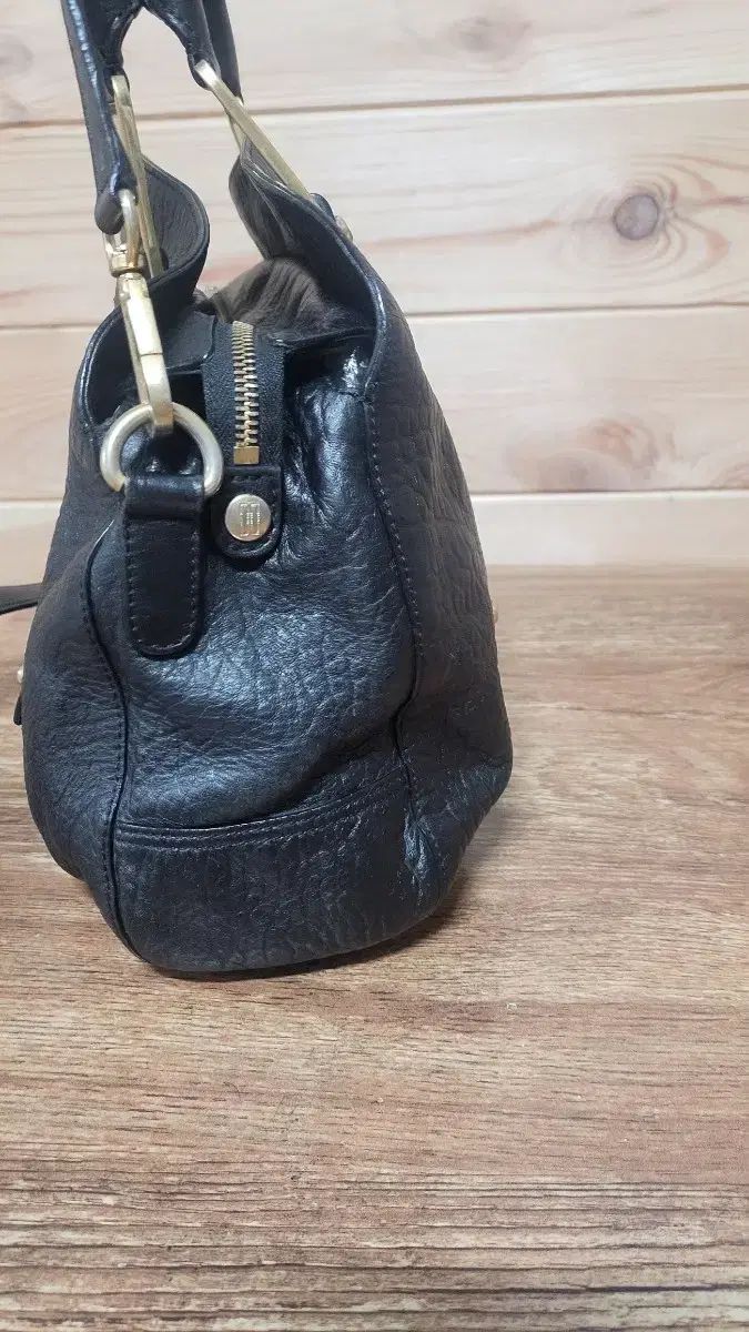 ダックス ショルダーバッグ