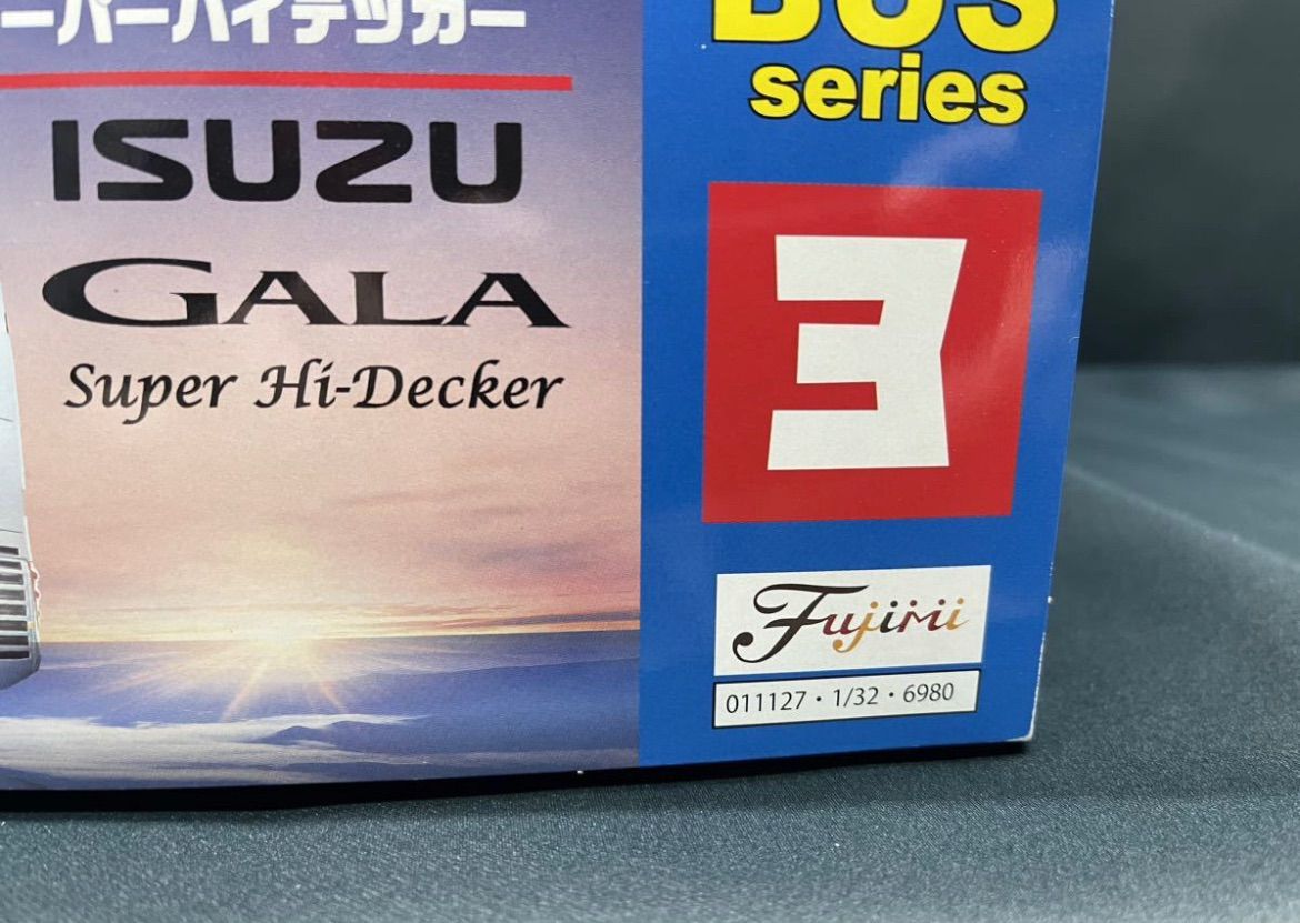 1/32 いすゞ ガーラ スーパーハイデッカ NO.3 FUJIMI レトロ