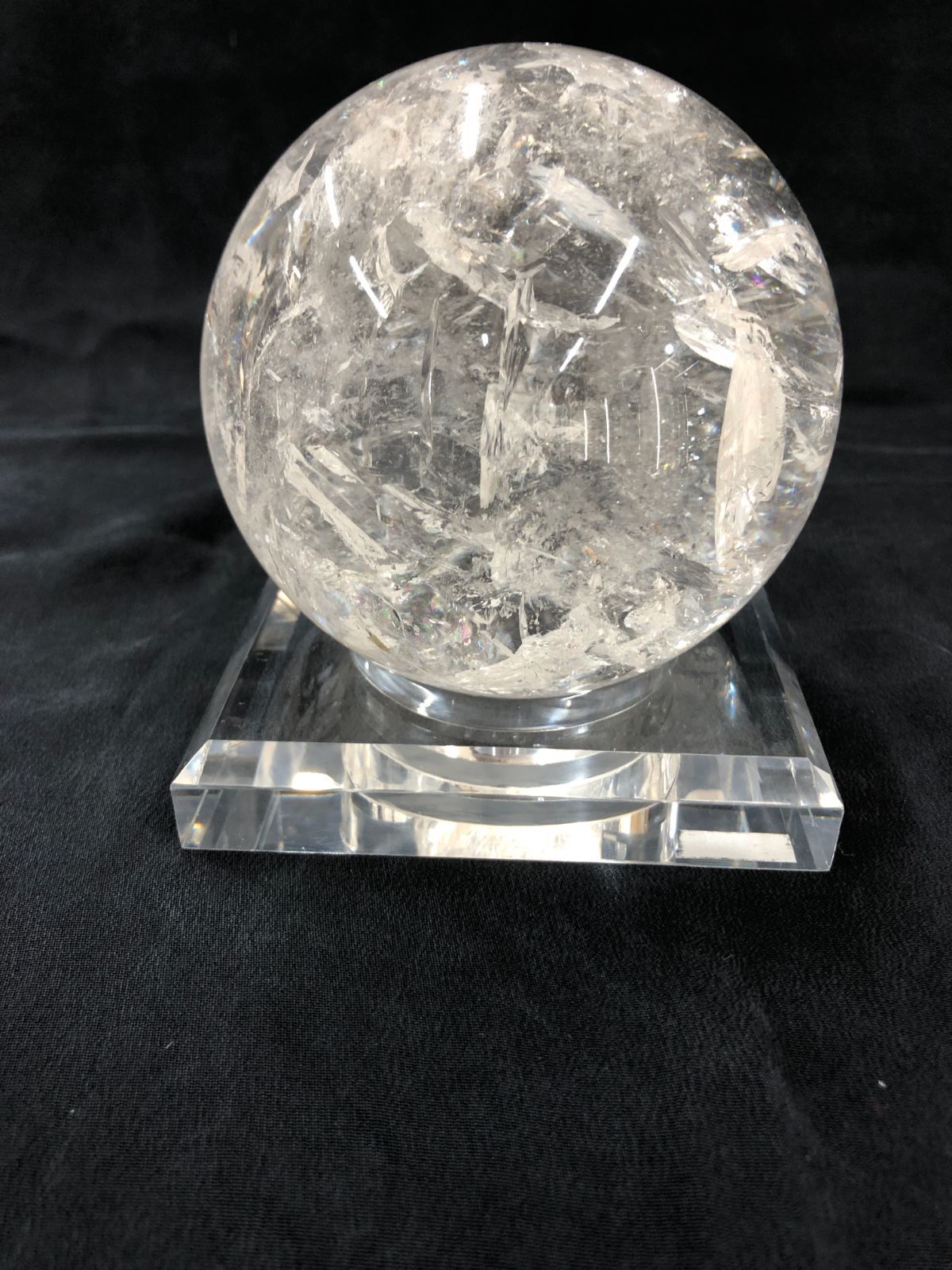 天然レインボー水晶丸玉 コリント産