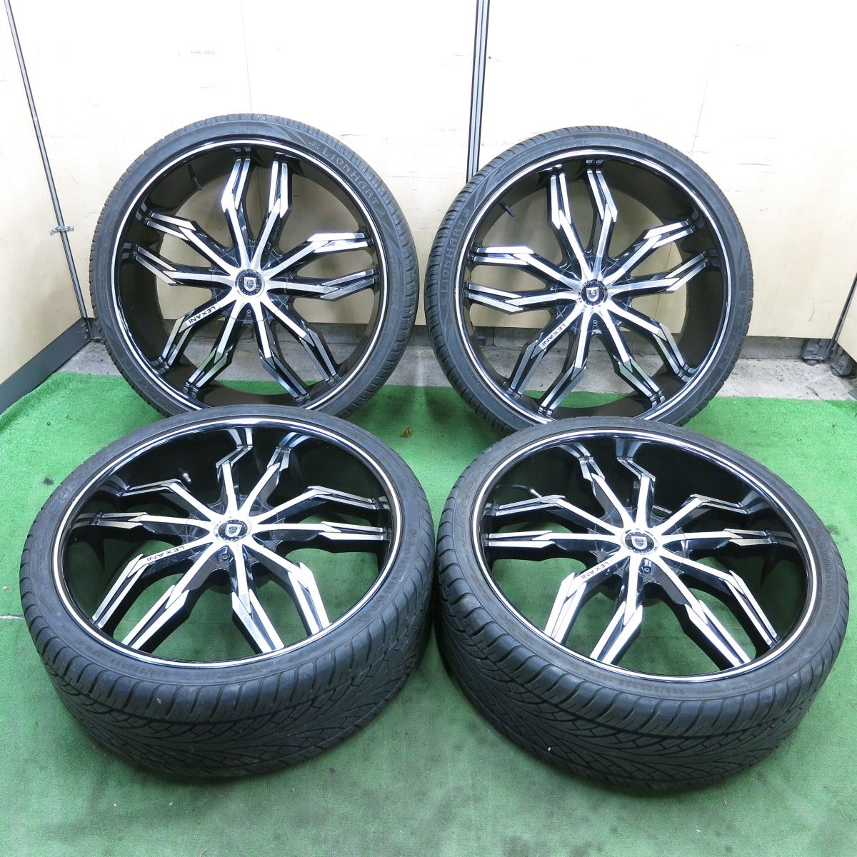 バリ溝 9.5分 LEXANI DW657 295 30R26 ライオンハート LH-TEN レクサーニ 26インチ PCD139.7 5H 5082301ナノ