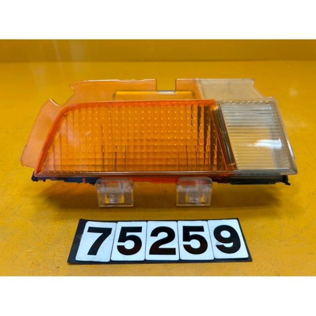 75259 中古 車 車種不明 ウインカーレンズ - メルカリ