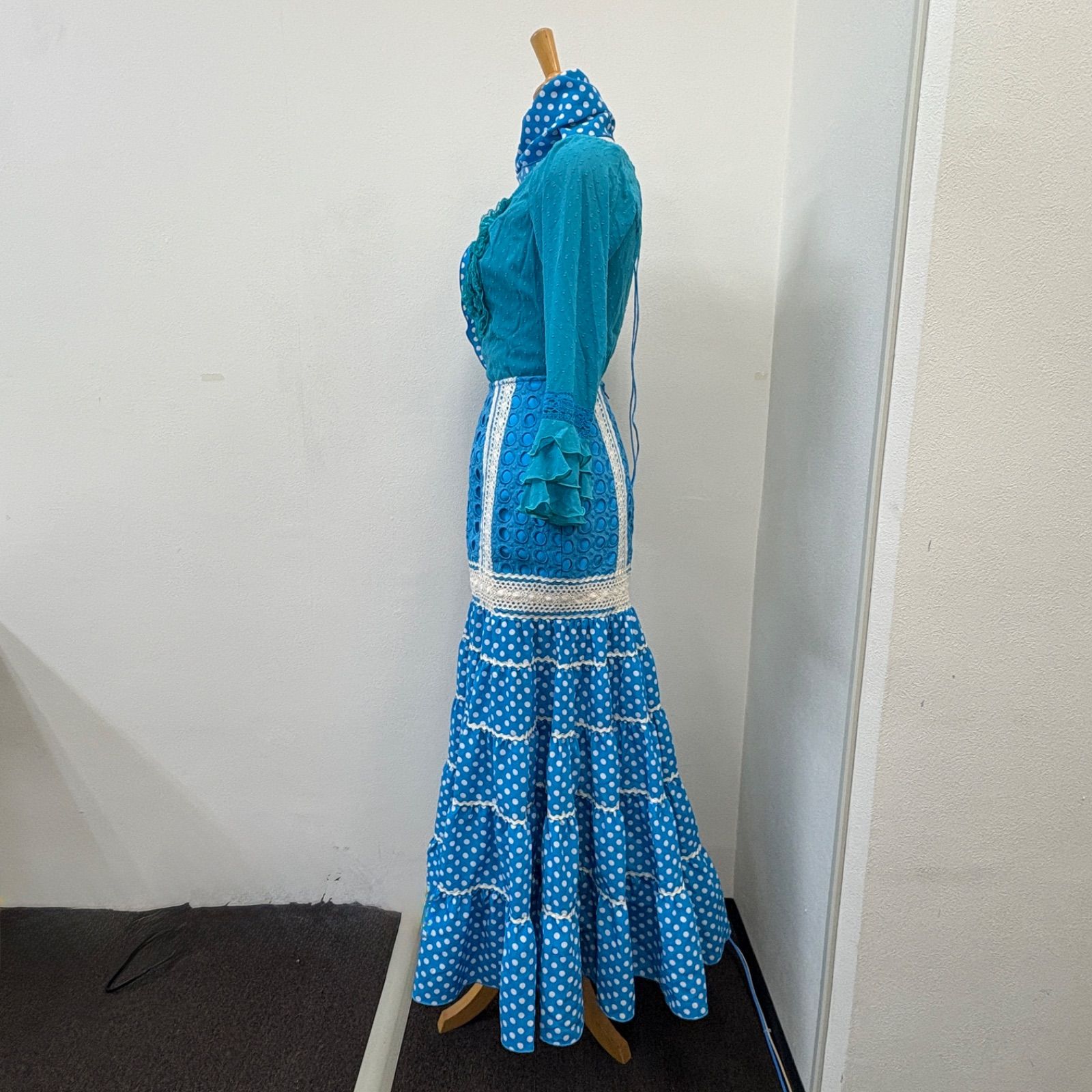 フラメンコ衣装　ソニアジョーンズハイウェストファルダ➕ドットブラウス上下セット フラメンコ衣装 ソニアジョーンズハイウェストファルダ➕ドット