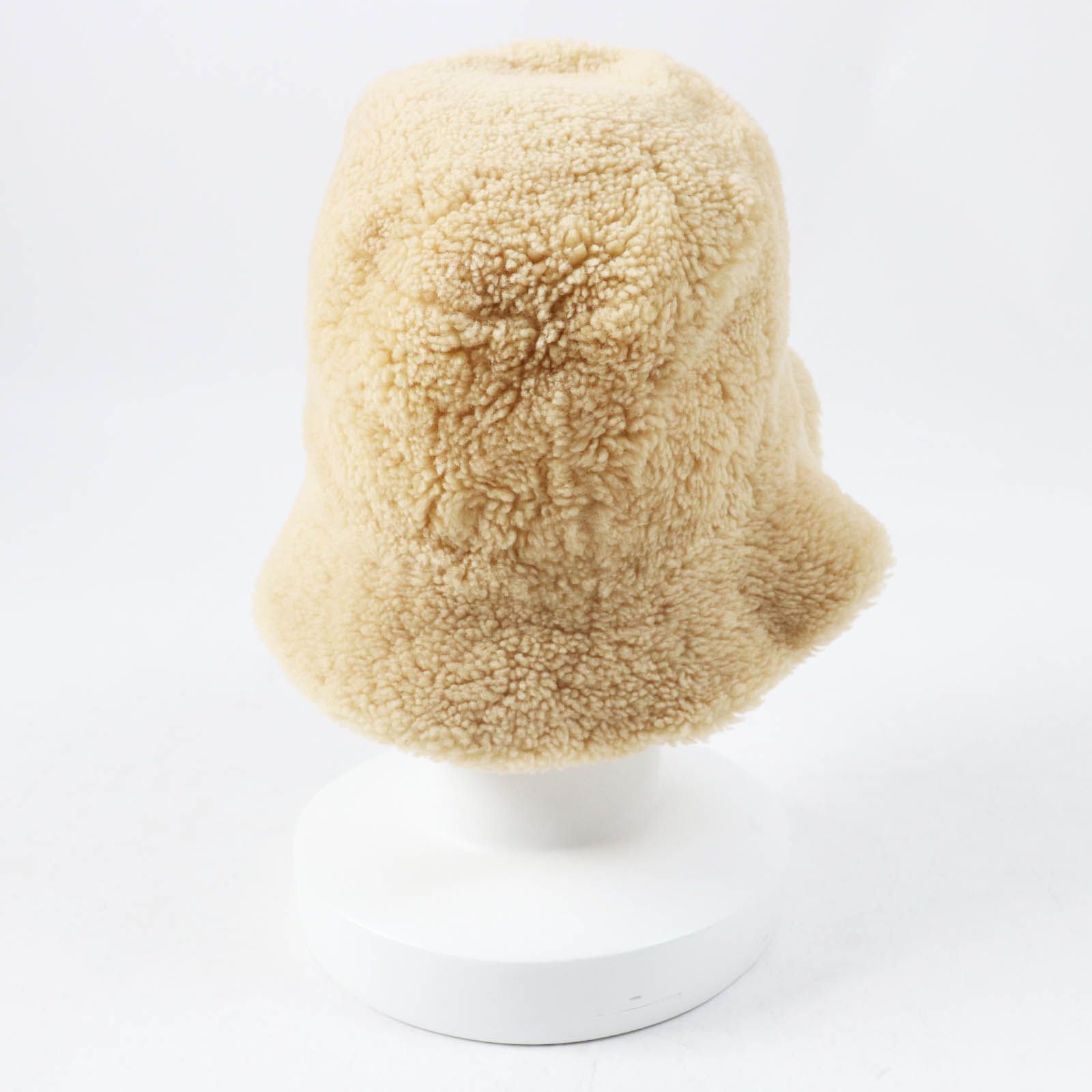 未使用品◎HERMES エルメス フォーヴ レザーワッペン付き ムートン