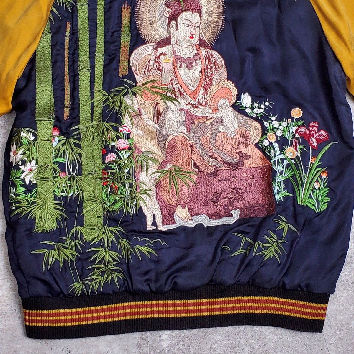 スカジャン　泥棒日記 泥棒日記 リバーシブル 鬼子母神 虎 刺繍 幾何学模様 レーヨン混