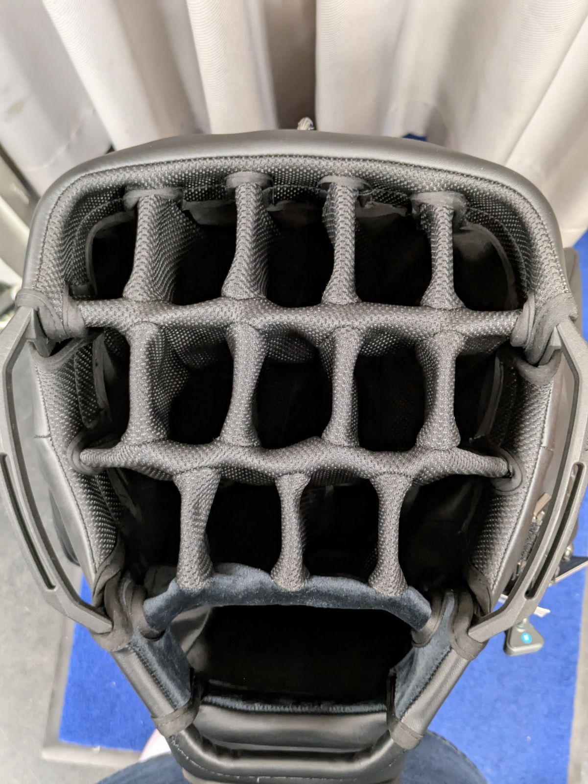 端渓名硯 」ドラゴン彫刻 唐木蓋台付 未使用 中国硯、端渓硯鶴彫刻