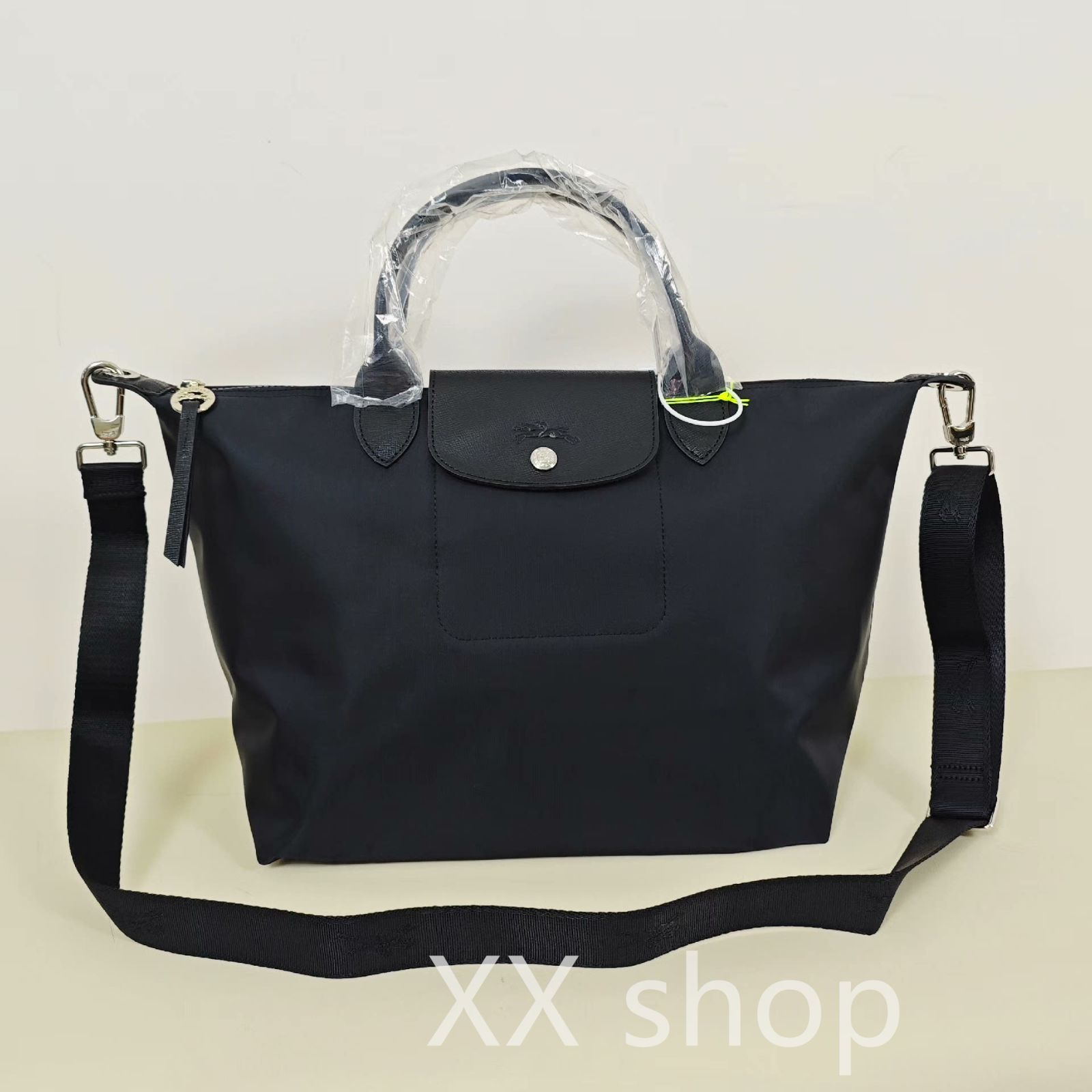 新品 ロンシャン Longchamp ル・プリアージュ ネオ ショルダー M