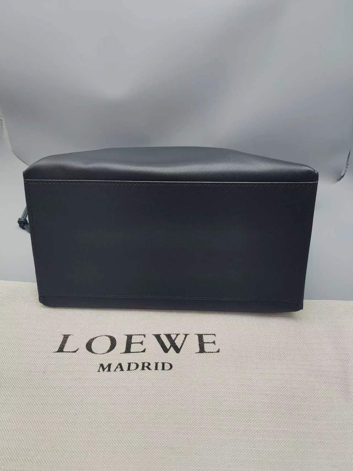 ロエベ LOEWE メンズ キュービィ クロスボディバッグ