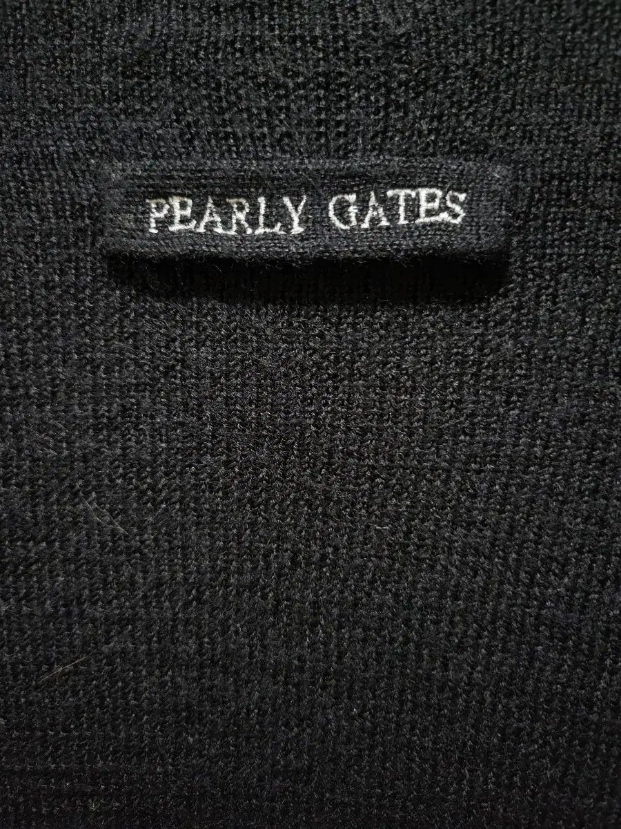 ハーフジップアップニット