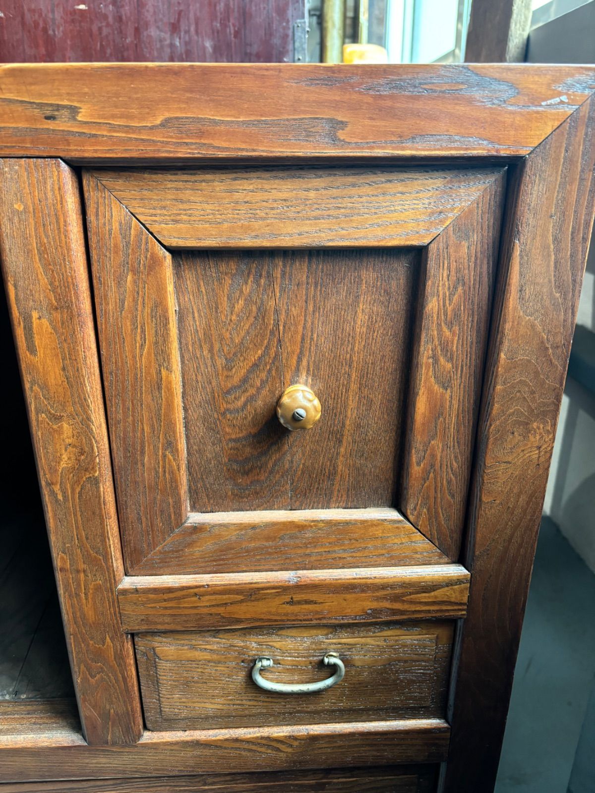 古い木製の引き出し4段　食器棚　キャビネット　古家具　古民家 古い木製の引き出し4段 食器棚 キャビネット 古家具 古民家 古い