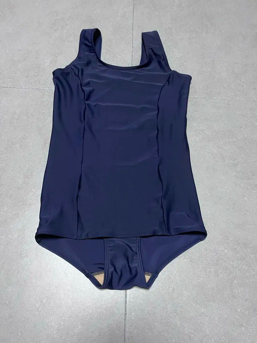 学校 水着