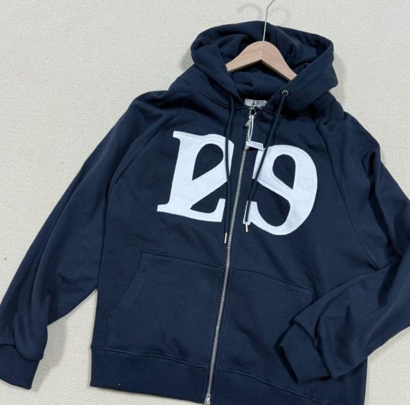 ZIP-UP トップス