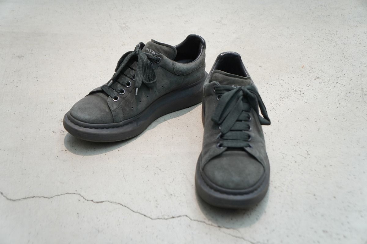 正規 Alexander McQueen アレキサンダー マックイーン ローカット スエード レザー スニーカー シューズ 厚底 553761 灰 サイズ41 421P♪