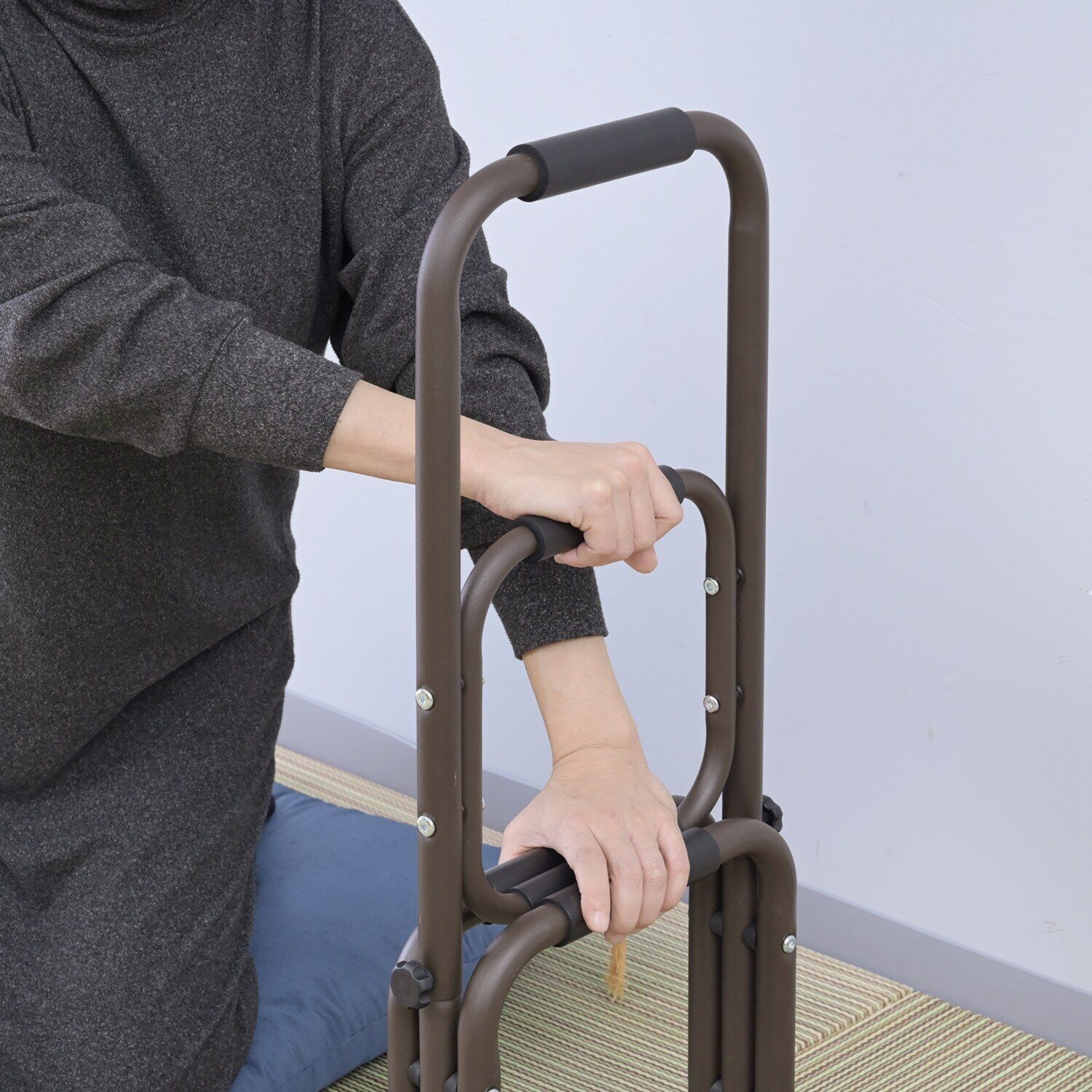 簡易手すりにもなる
