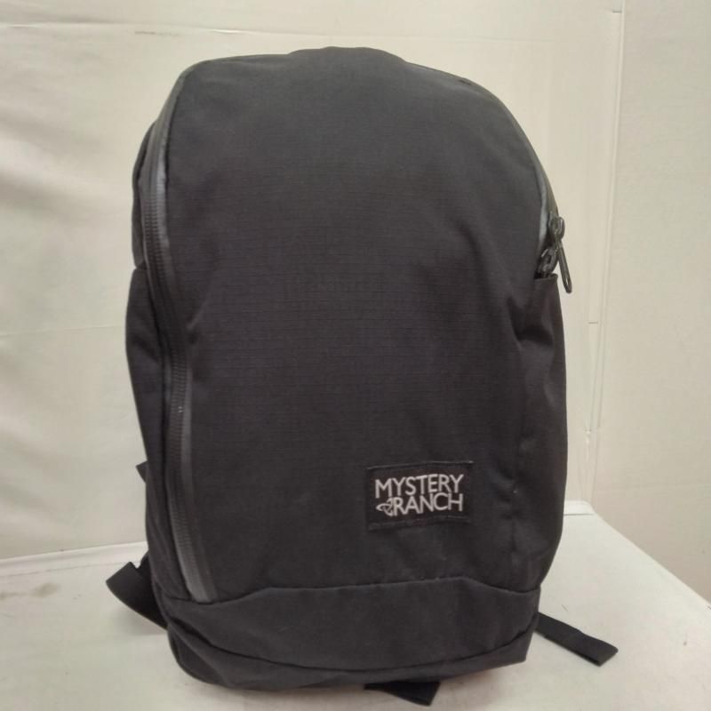 MYSTERY RANCH ミステリーランチ リュックサック、デイパック リュックサック、デイバッグ 23L Slick Black スリック バックパック タウンユース