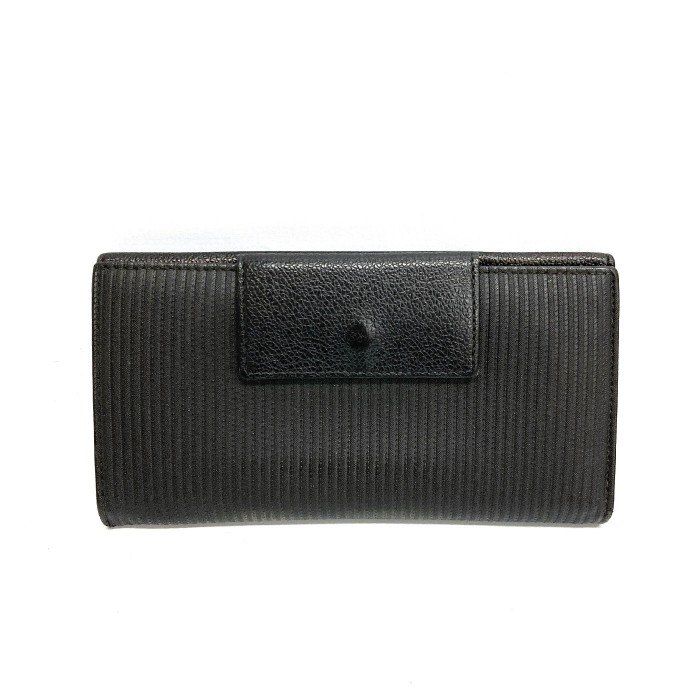 美品　BVLGARI 三つ折り財布　エナメル　ロゴメダル　ブラック　レザー 美品 BVLGARI 三つ折り財布 エナメル ロゴメダル ブラック