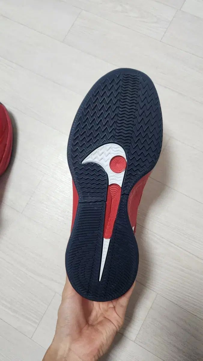 バスケシューズ