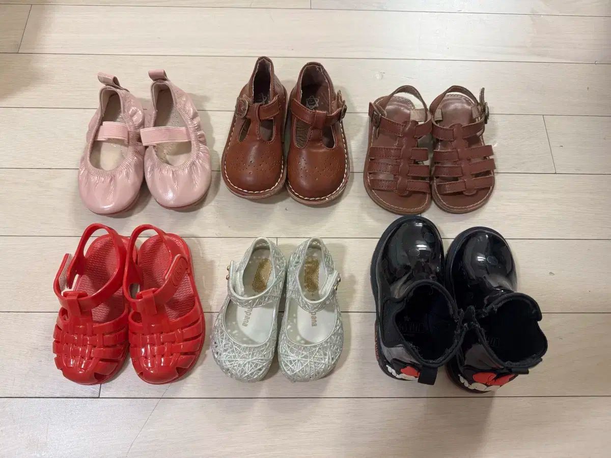 子供用の靴 まとめ 120 ー 140mm ミニメリッサ ウブーブ ZARA ザラ Igor イゴール ベビージャム