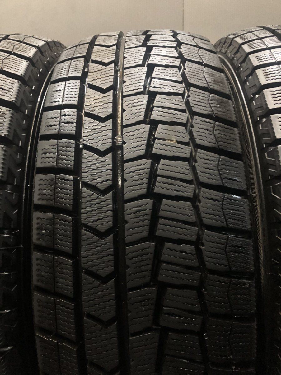 DUNLOP WINTER MAXX WM02 195/65R15 15インチ スタッドレス 4本 19年製 バリ溝 セレナ プリウス アイシス ノア等　(VTM985)