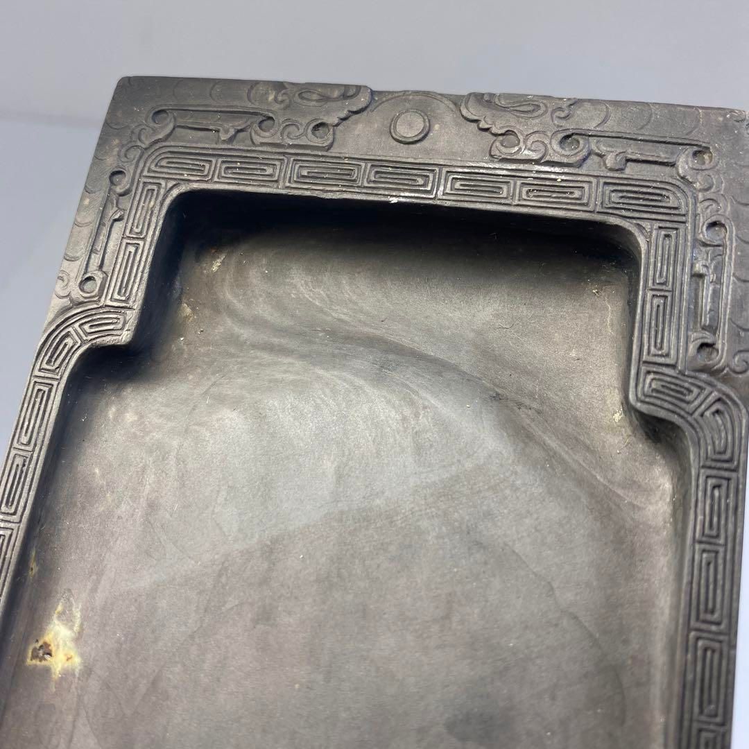 中国古玩 水巌入 上彫硯石 ケース付 457g 東Y6-0710④