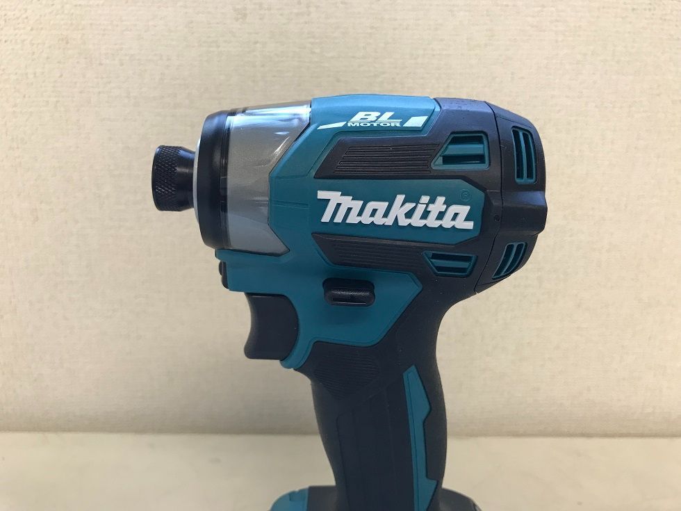 インパクトドライバ18V