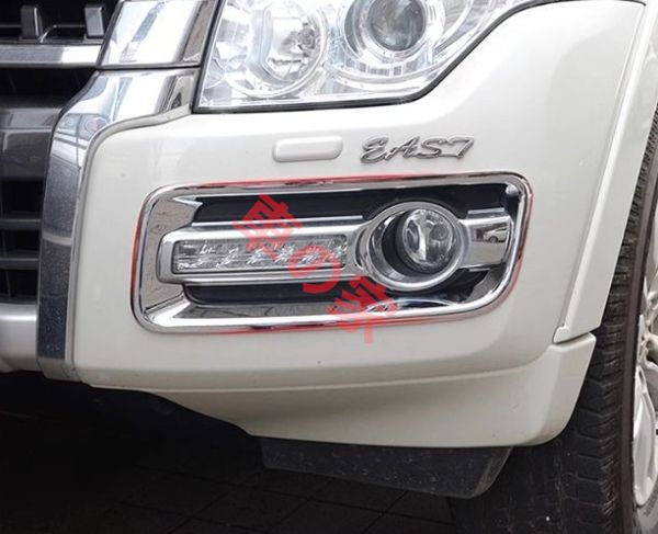 三菱 パジェロ V93V97V87 2色選択 フロントフォグランプカバー 2個セット FFCRYSTALESIA_COM