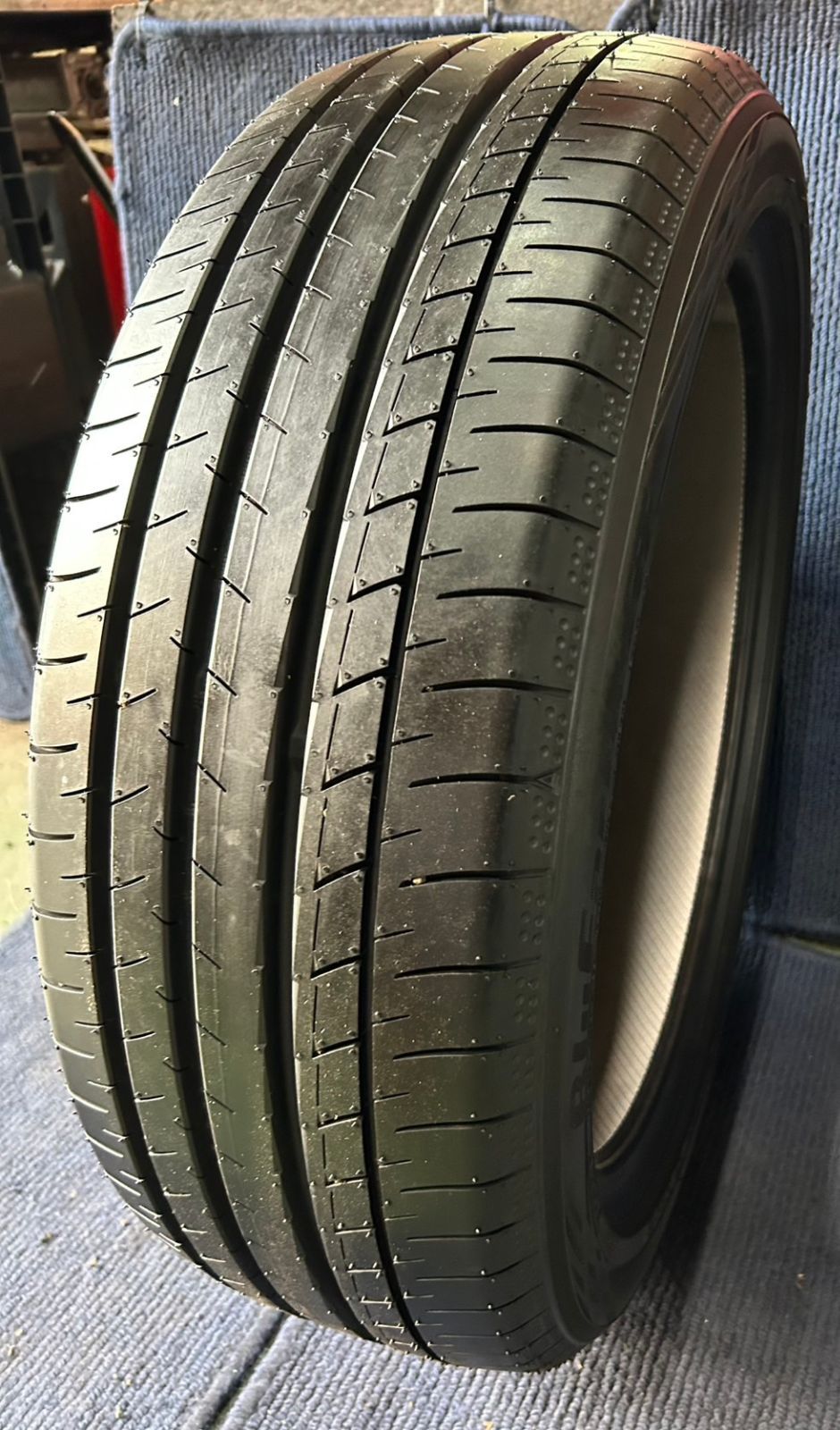 ☆送料無料☆【2025年製造】【溝9分山】YOKOHAMA BluEarth-GT 1