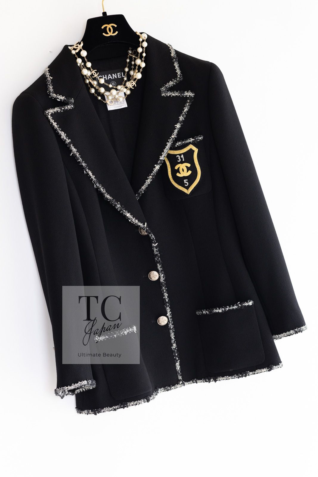 CHANEL エンブレムジャケット　ブラック　シルバー　COCOロゴ CHANEL - CHANEL シャネル ココマーク ツイード テーラード