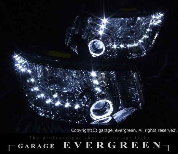 デリカD5 社外ヘッドライト　LED イカリング デリカ D5 全年式お取り付け可能 インナーブラック塗装＆LEDイカリング