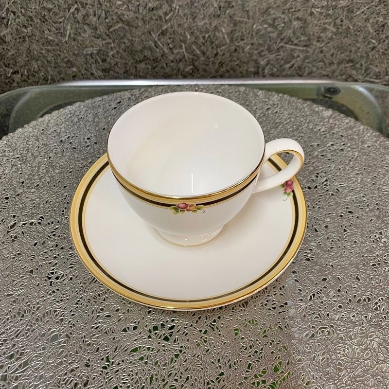 廃盤 ウェッジウッド クリオ カップ＆ソーサー 1客 WEDGWOOD