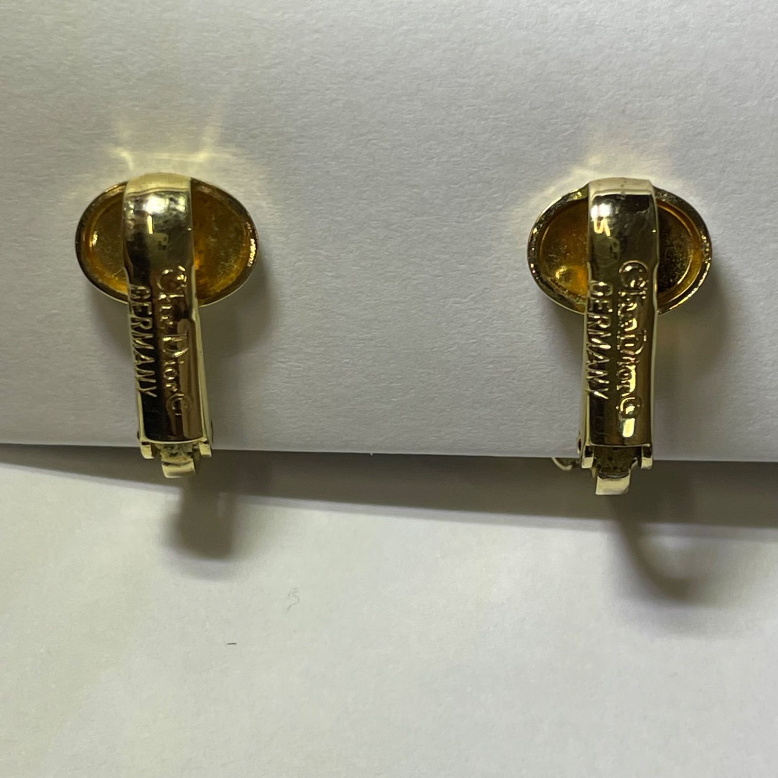 希少　オールド　ディオール　エンブレムロゴ　イヤリング　ピアス　ゴールド CHRISTIAN DIOR クリスチャンディオール CDロゴ ピアス 金属製