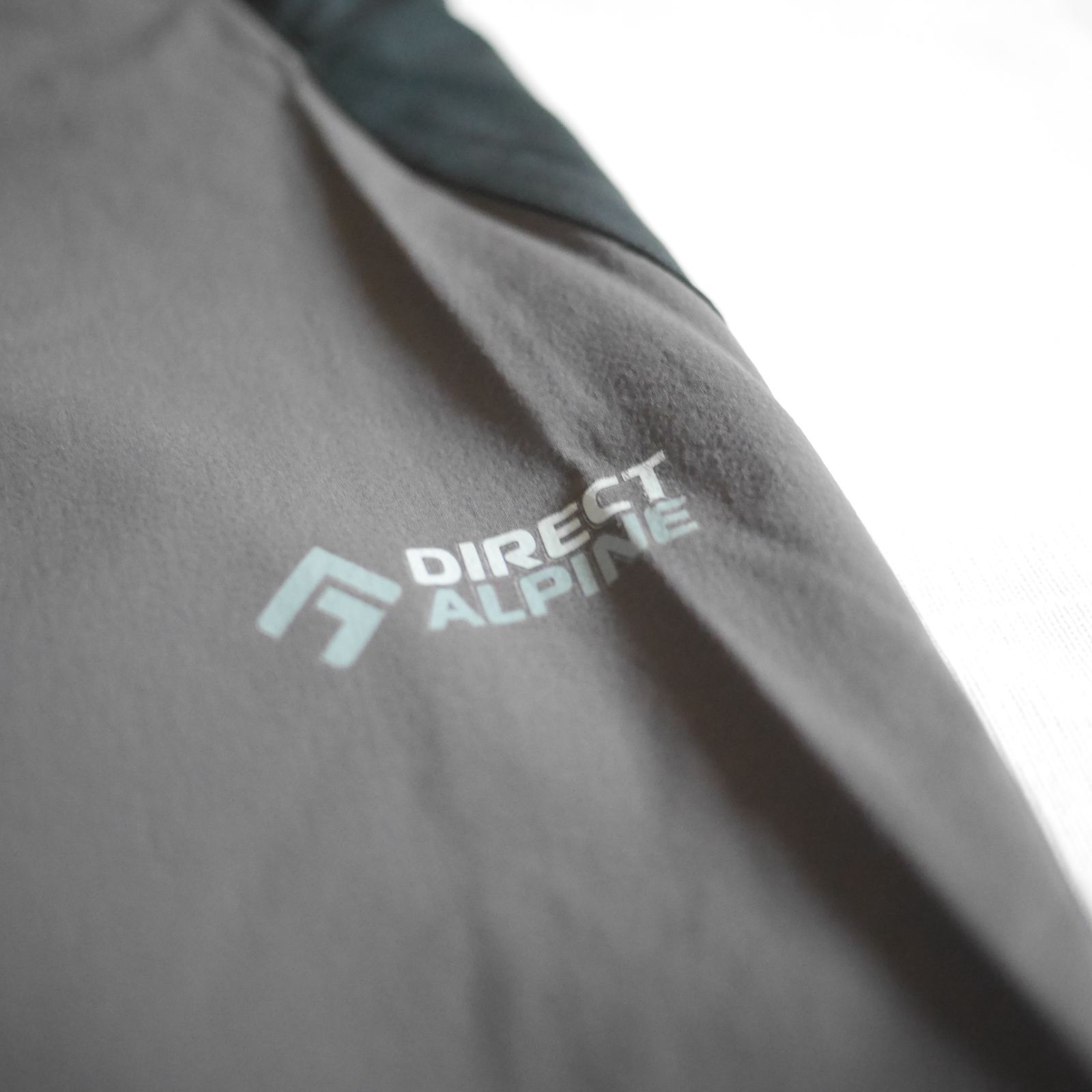 DIRECTALPINE ダイレクトアルパイン CRUISE SHORT 1.0 dark grey XL サイズ クルーズショート ダークグレー  トレッキング パンツ 登山 ハイキング チェコ アウトドア ウィンドストッパー 給水速乾 ショートパンツ |mercariメルカリ官方指定廠商|Bibian比比昂代買代購