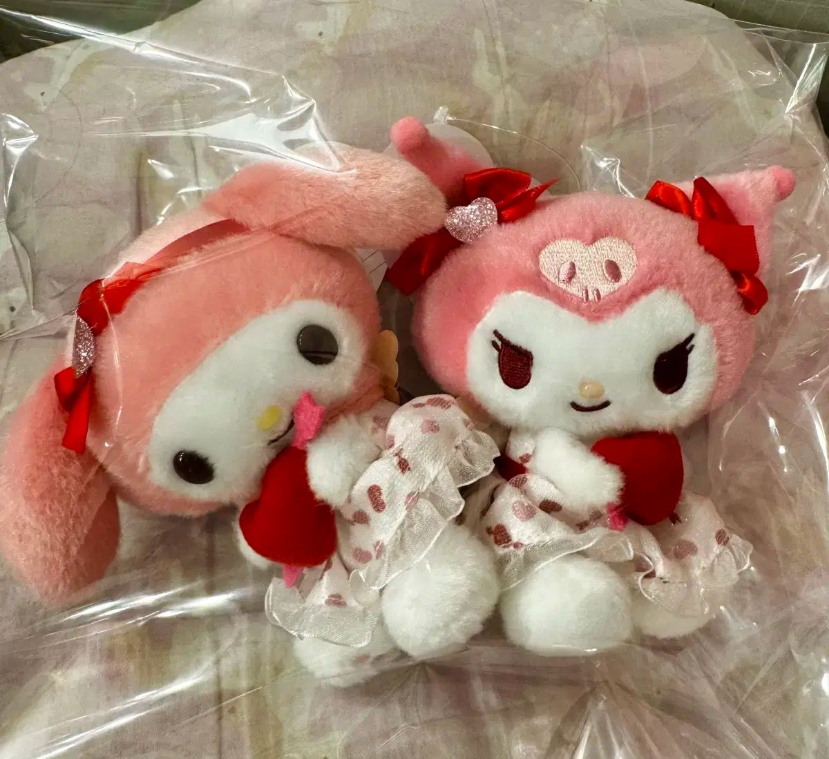 Sanrio(サンリオ) バレンタイン キューピッド マイメロディu0026クロミ マスコット キーリングドール 姉妹
