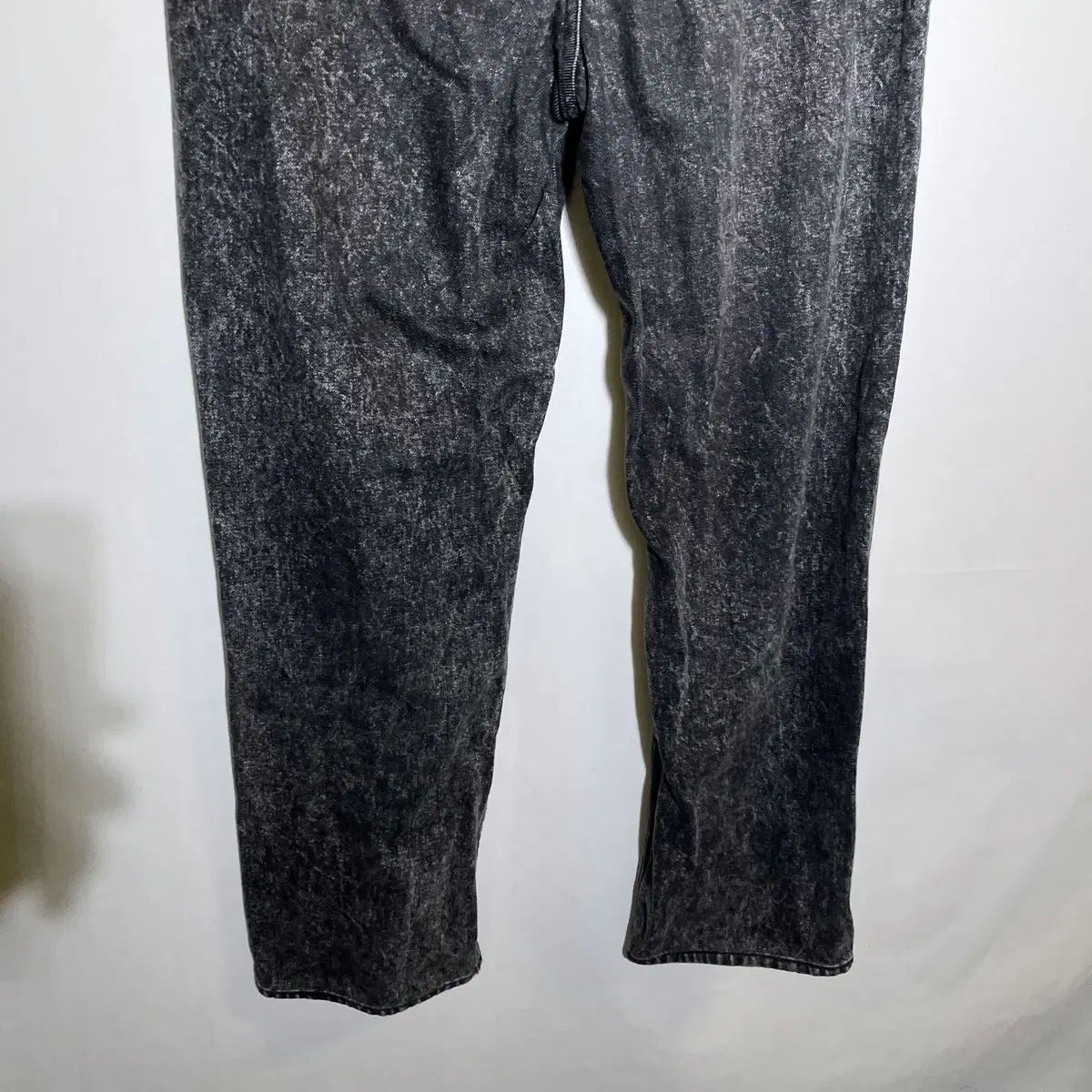 ブラックデニム