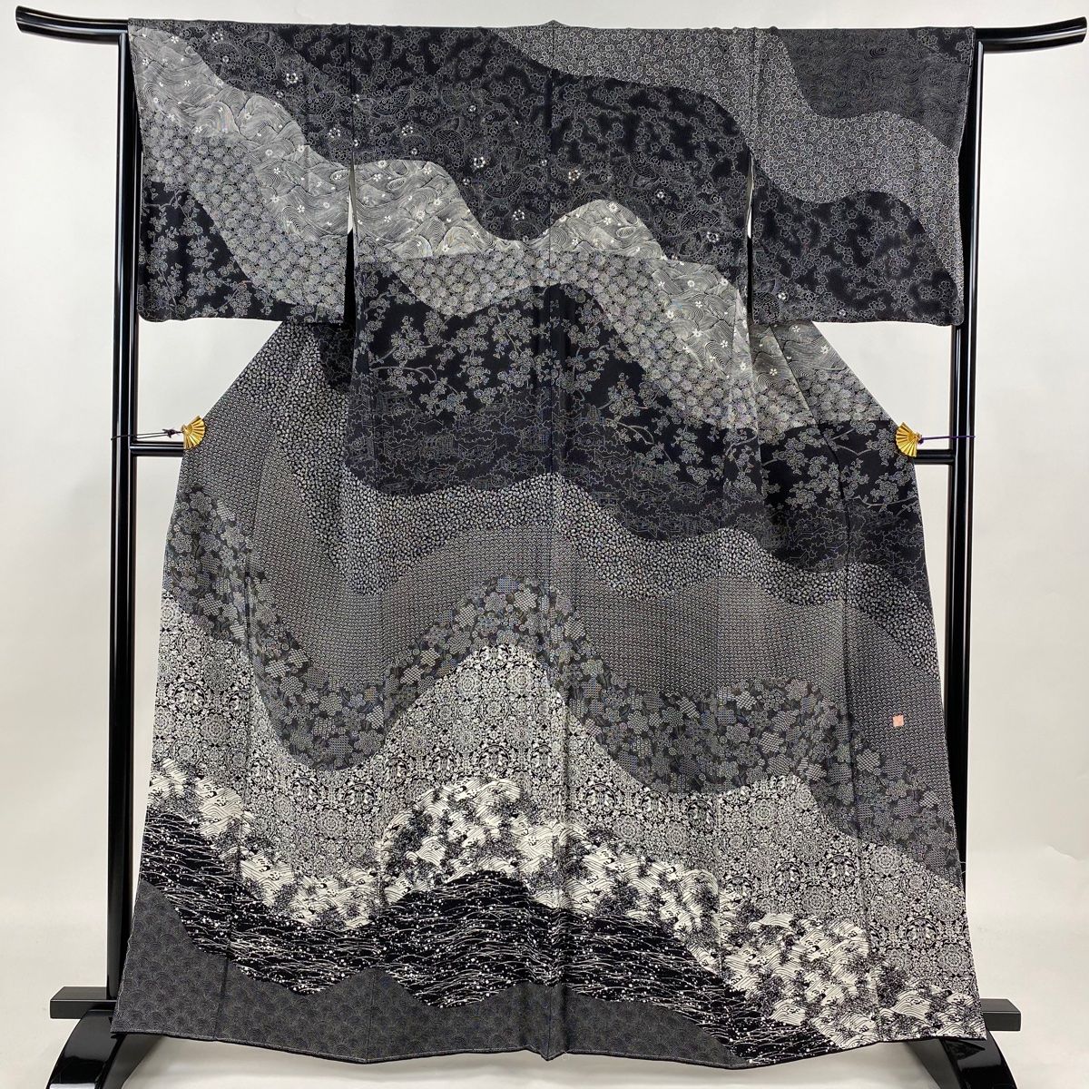 訪問着 身丈162cm 裄丈67cm M 袷 落款 波 華文 黒 正絹 秀品