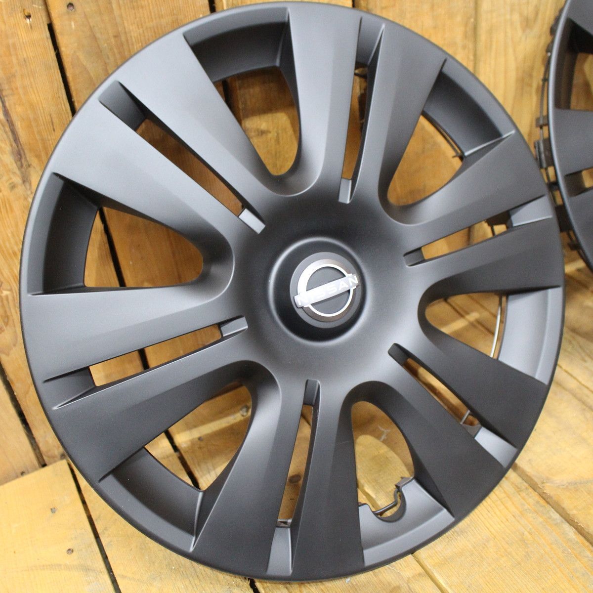 新品塗装品 マットブラック NISSAN ニッサン NV350 キャラバン 