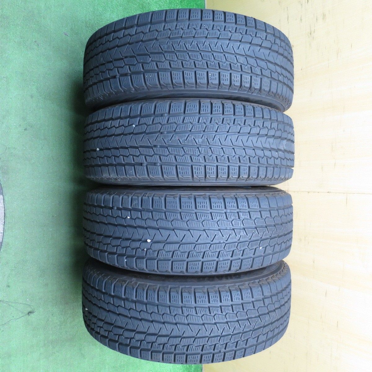 225|60R18