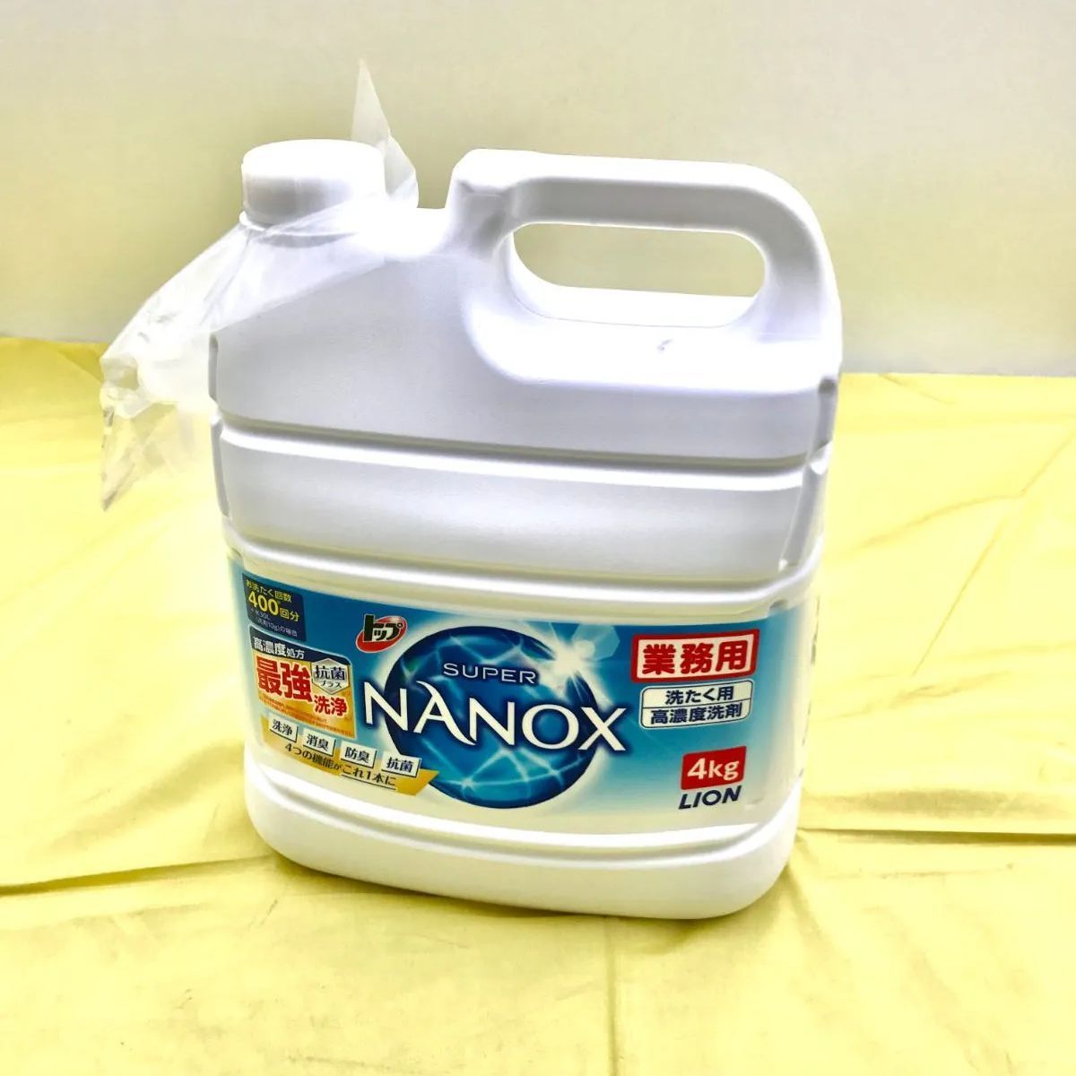 【新品・未開封品】トップ　スーパーナノックス NANOX 4kg 衣料用液体洗剤 業務用 HM0725 0826ML024 0120240816100966