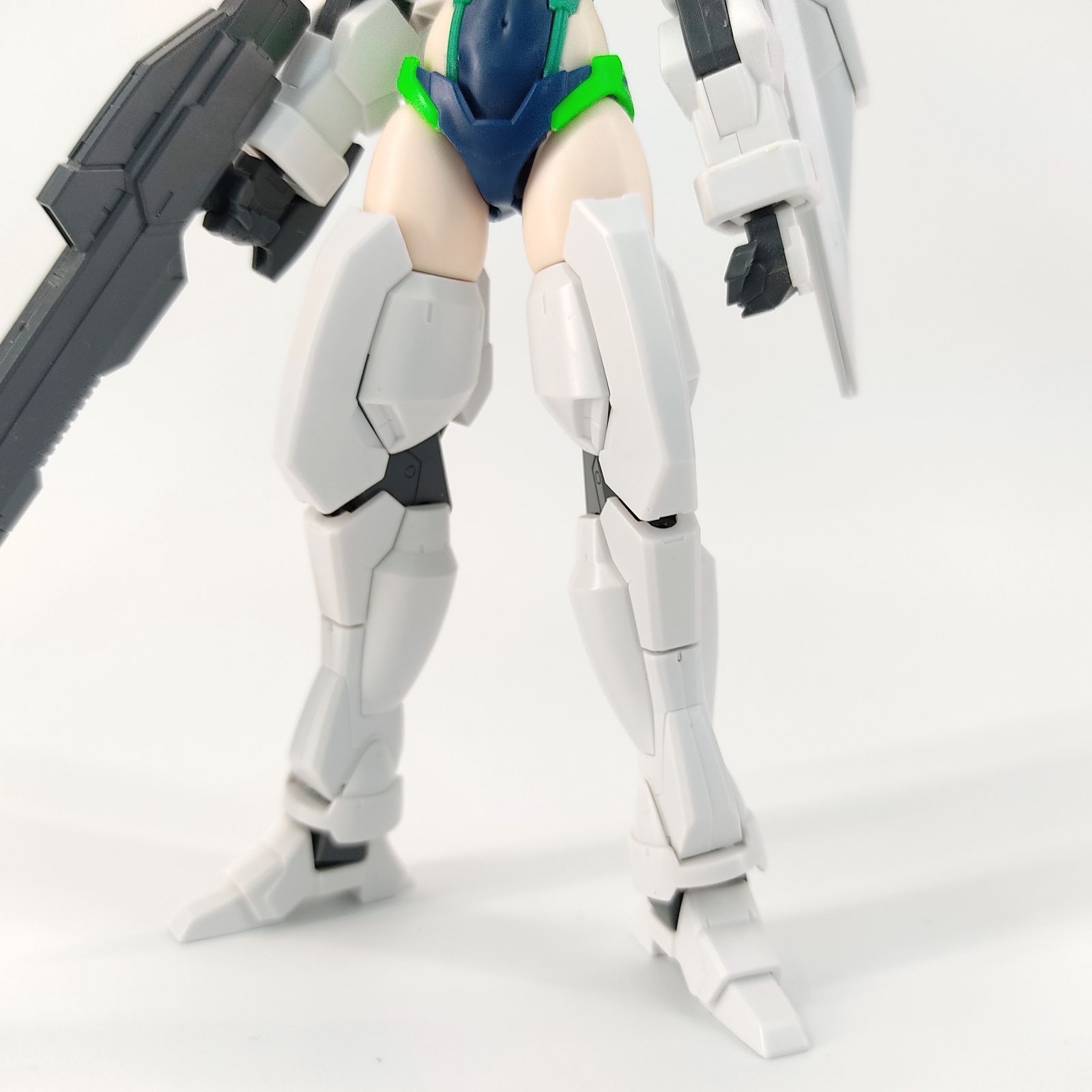 ゲ*チ様 ミキシング塗装完成品　高機動　美プラ ミキシング塗装完成品 高機動強襲 白銀塗装 美プラ - メルカリ