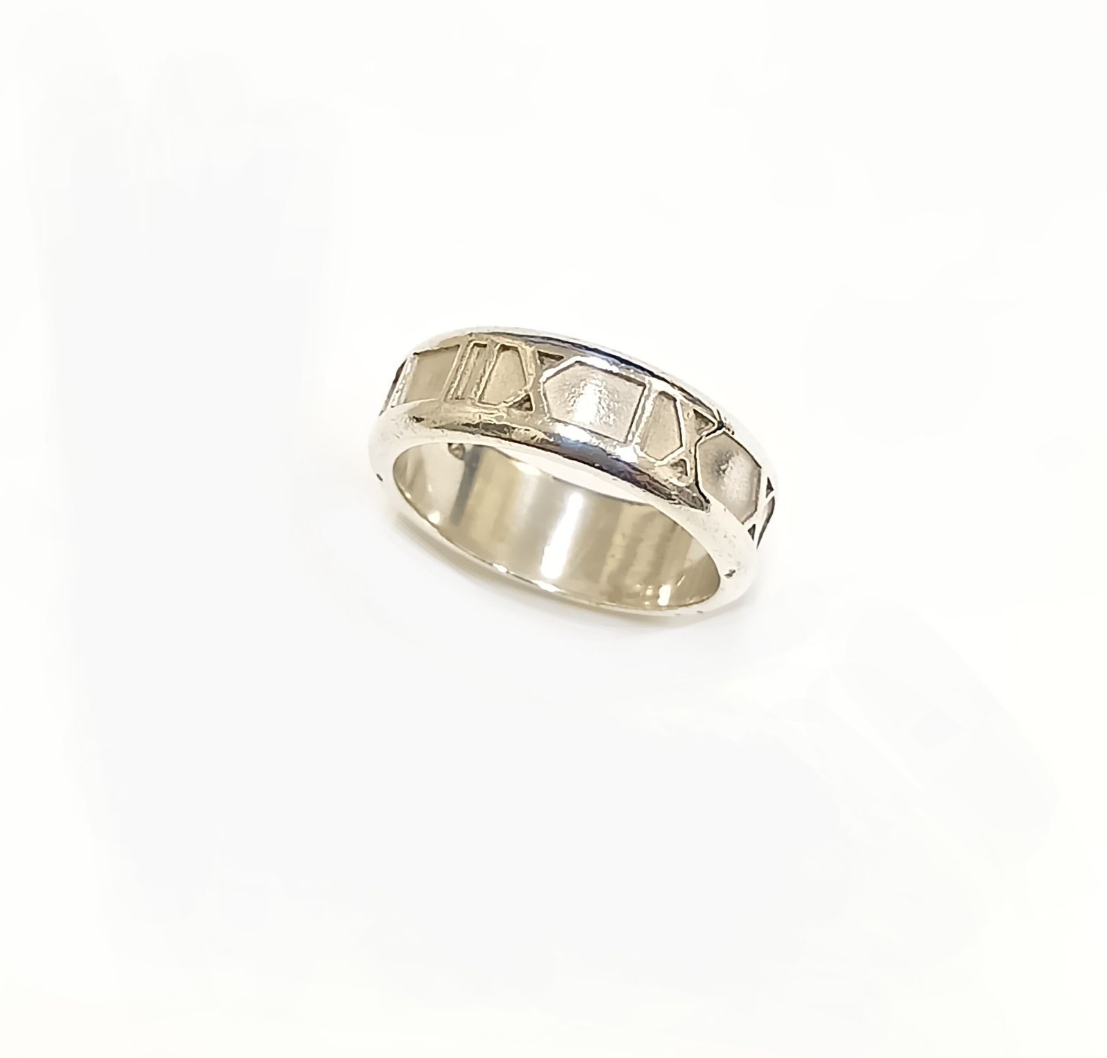 Tiffany& Co. アトラスリング　14号 ティファニー アトラスリング 925 Tiffany & Co. 14号 - メルカリ