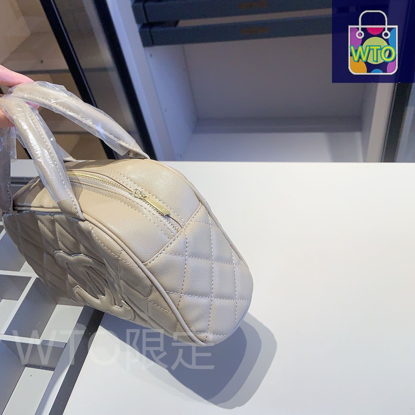 絶対欲しい！携帯もお財布も入るサイズ CHANEL ボウリングバッグ 今日特価】Chanel X656 3点セット, ボウリングバッグ＆CFバッグ