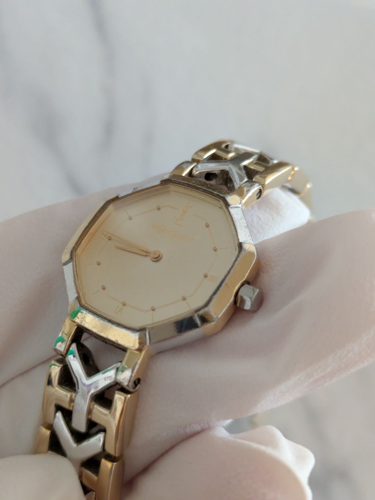 稼働品 イヴサンローラン YSL クォーツ - メルカリ