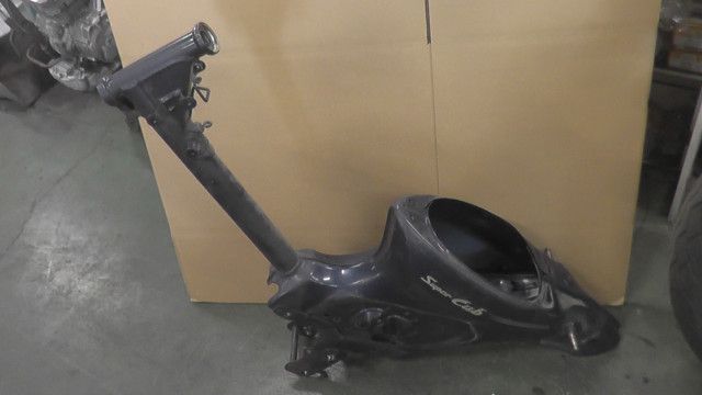 カブ 50 FI カスタム AA01-1719xxx の フレーム 書類付 1758259144