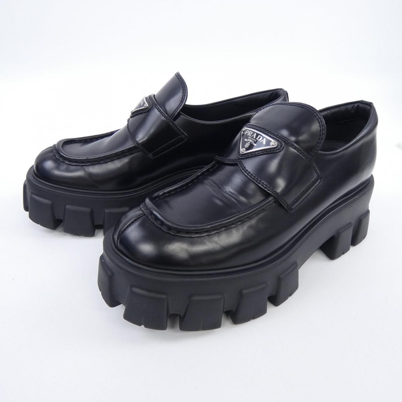 ローファー トライアングルロゴ