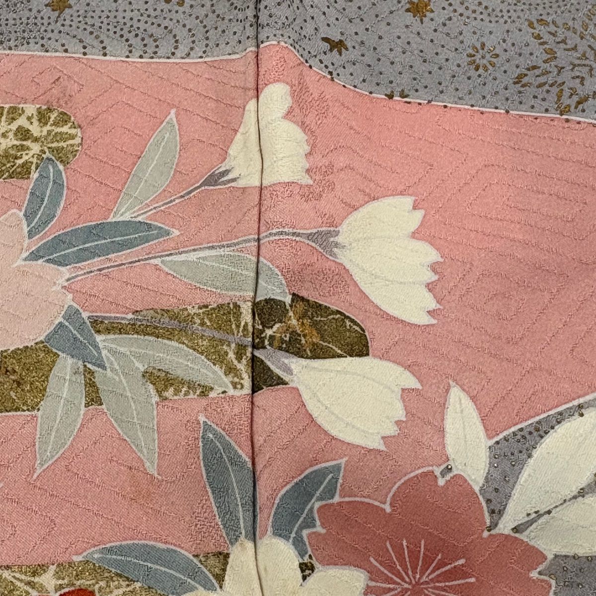 振袖 身丈162cm 裄丈64cm M 袷 草花 糸巻き 刺繍 金彩 ベージュ