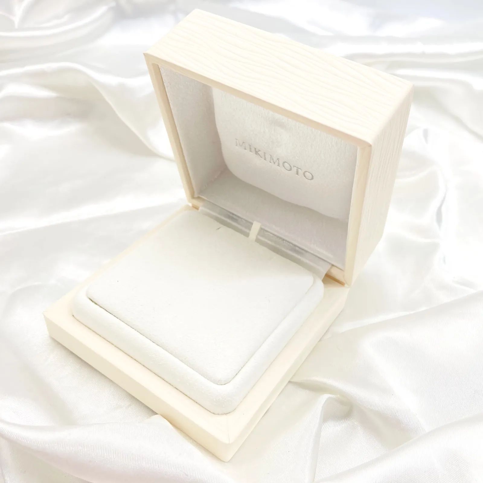 【MIKIMOTO】ミキモトネックレスケース、ピアスケースなどの空き箱まとめ売り MIKIMOTO ミキモト 空箱 アクセサリーケース 4点セット｜Yahoo