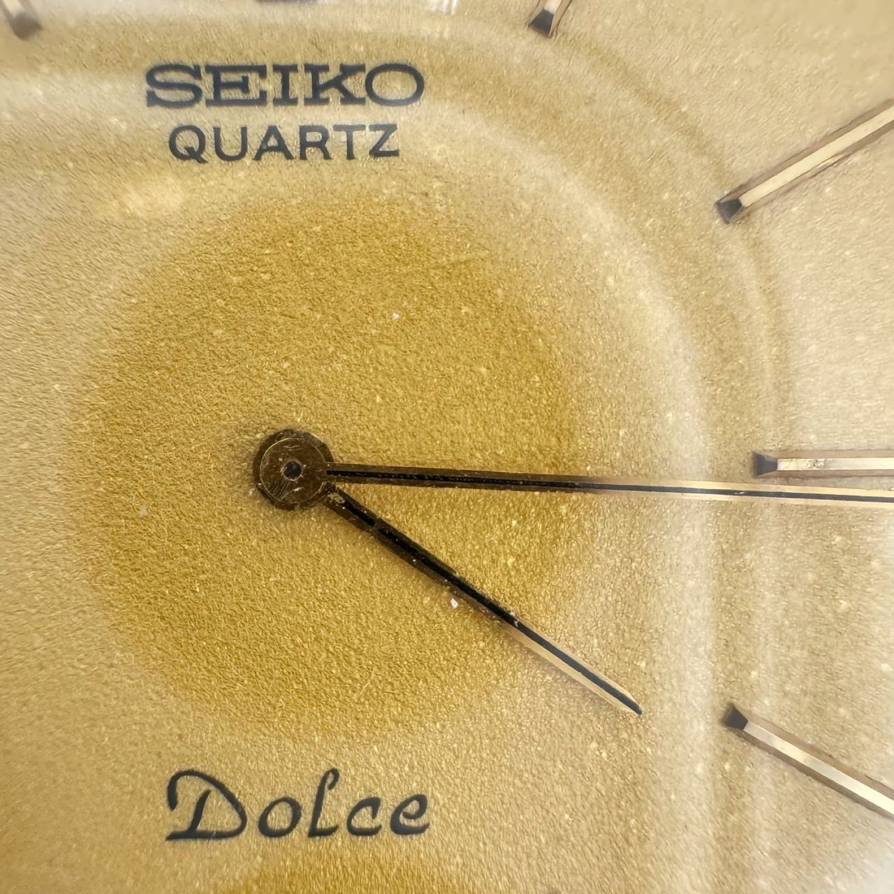 SEIKO セイコー ドルチェ 腕時計 クォーツ 6730 メンズ レディース アナログ 社外ベルト ゴールド ブラック