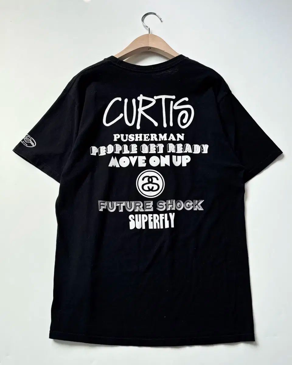 【大人気モデル】ステューシー Tシャツ 半袖 ワールドツアー 両面 ブラック 黒 良品】STUSSY tシャツ 黒 両面プリント ワールドツアー カラフル