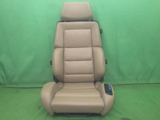 レカロ レザーシート Idealsitz C 81 1脚