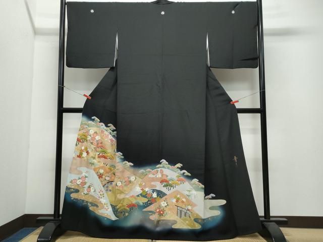 平和屋着物○京友禅の第一人者 松井青々 黒留袖 駒刺繍 松花文 金彩